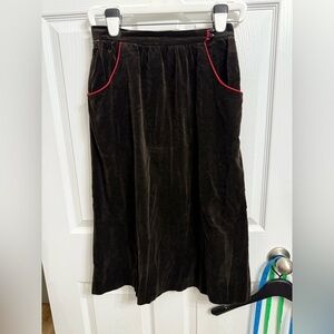 Vintage 1970s Lanz Originals Brown Velvet Skirt w/ Red Piping Trim S/M Paper Tag